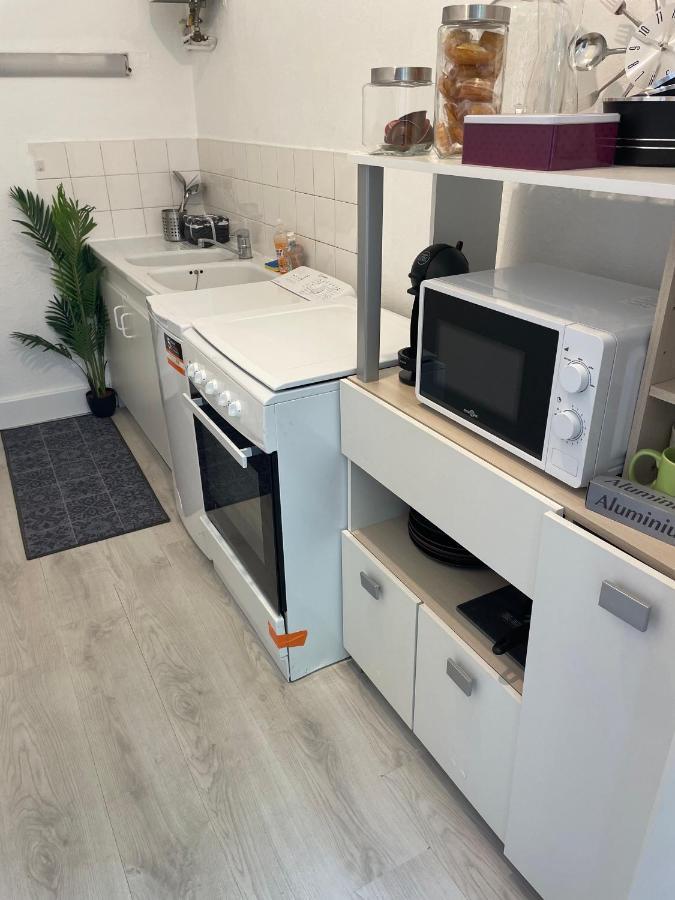 L'Univers Du Possible / Parking / Centre A 100 M Apartment Авиньон Екстериор снимка